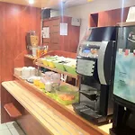 Ibis Budget Hotel 2*