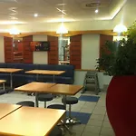 Ibis Budget Hotel 2*